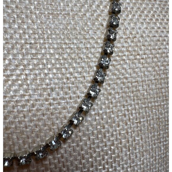 Vintage Rhinestone Tennis Necklace Silver Tone Elegant Jewelry Chocker 14" - Picture 3 of 6